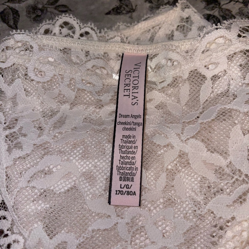NIB VICTORIA SECRET DREAM ANGELS LACE CHEEKINI - Picture 9 of 9